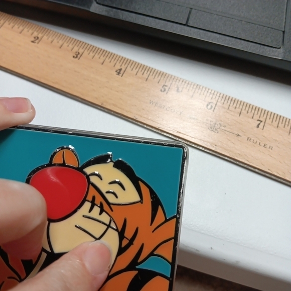 VTG Disney Winnie the Pooh Tigger Trinket Box Jewelry Holder Plastic Acrylic - Picture 9 of 9